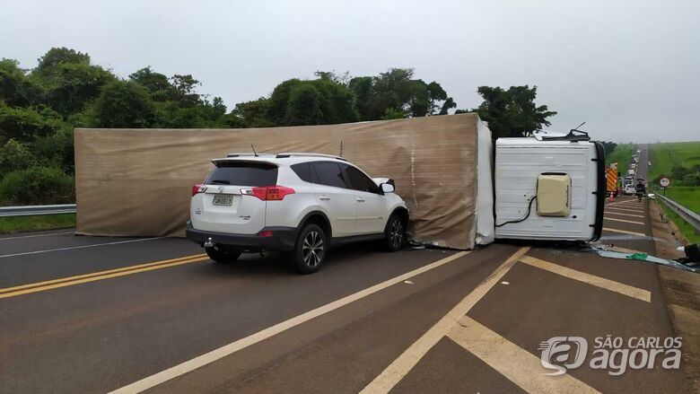 Foto 10 de 13 — Colisão frontal na SP-318 deixa 4 mortos na região